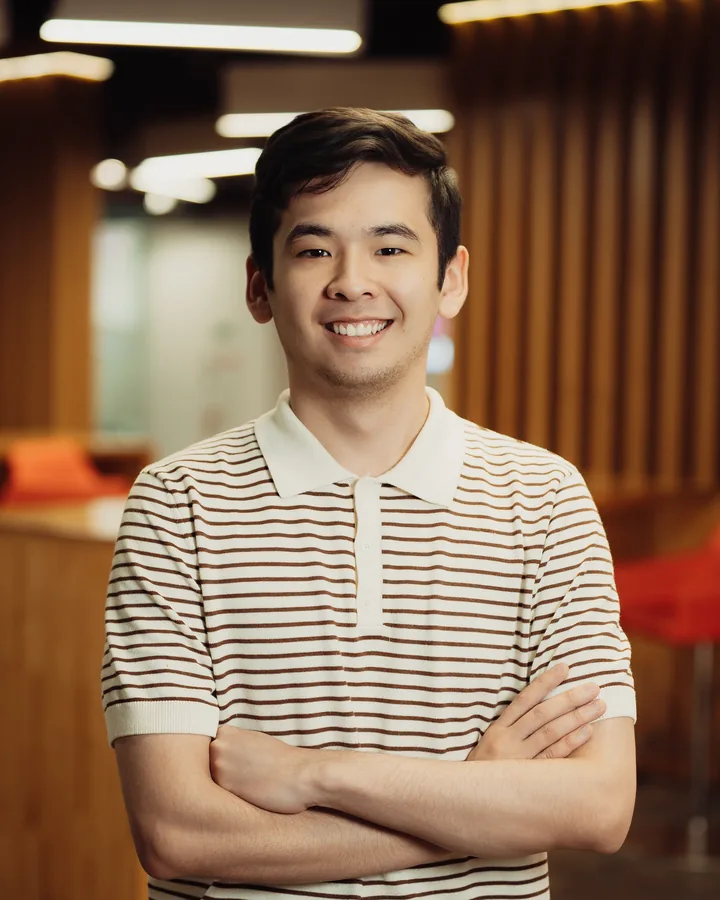 Mr Bagdat, преподаватель английского языка JUST SPEAK IT